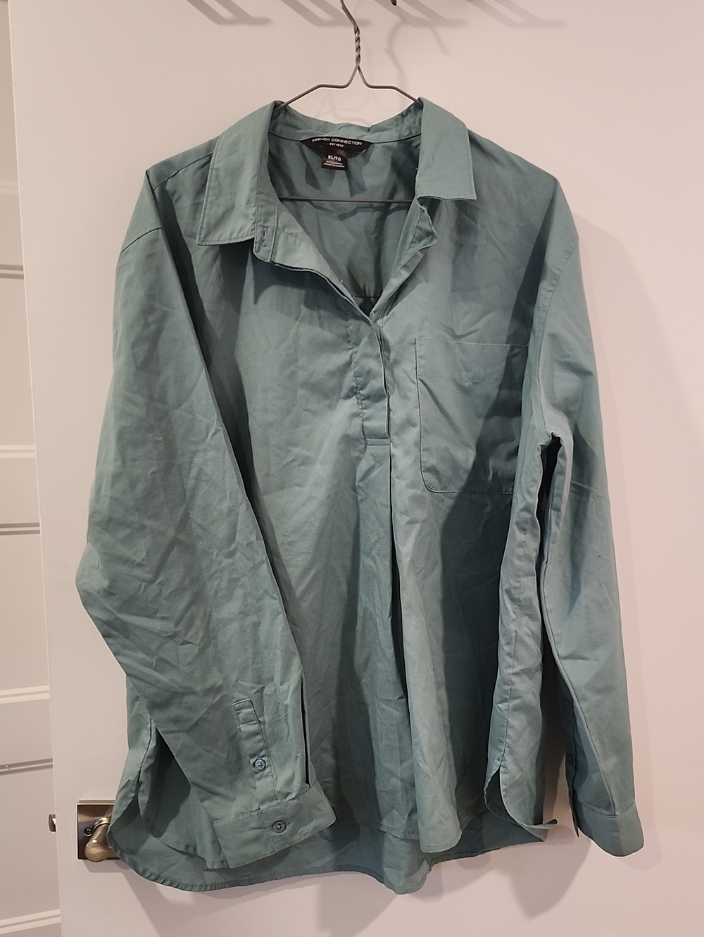 🔥 3/$25 🔥 P2P 27" French Connection Teal Long-Sleeve Button-Down Shirt
